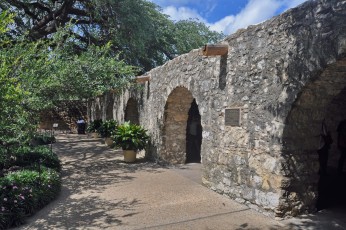 Alamo long barrack