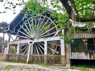 Replica water wheel at the Old Spanish Sugar Mill restaurant