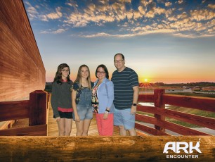Ark Encounter official photo stop—ramp to door version
