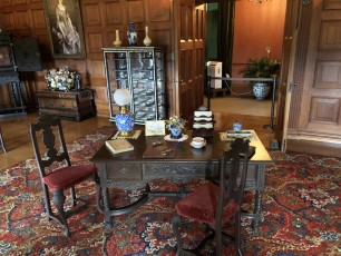 Biltmore mansion oak sitting room