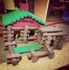 Ah memories of Lincoln Logs—so glad kids are still playing with them today