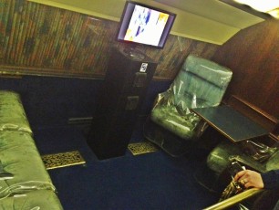 Small lounge on the "Lisa Marie"