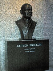 Gutzon Borglum bust