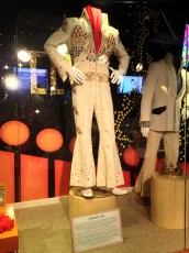 Elvis' 1973 Hawaii costume